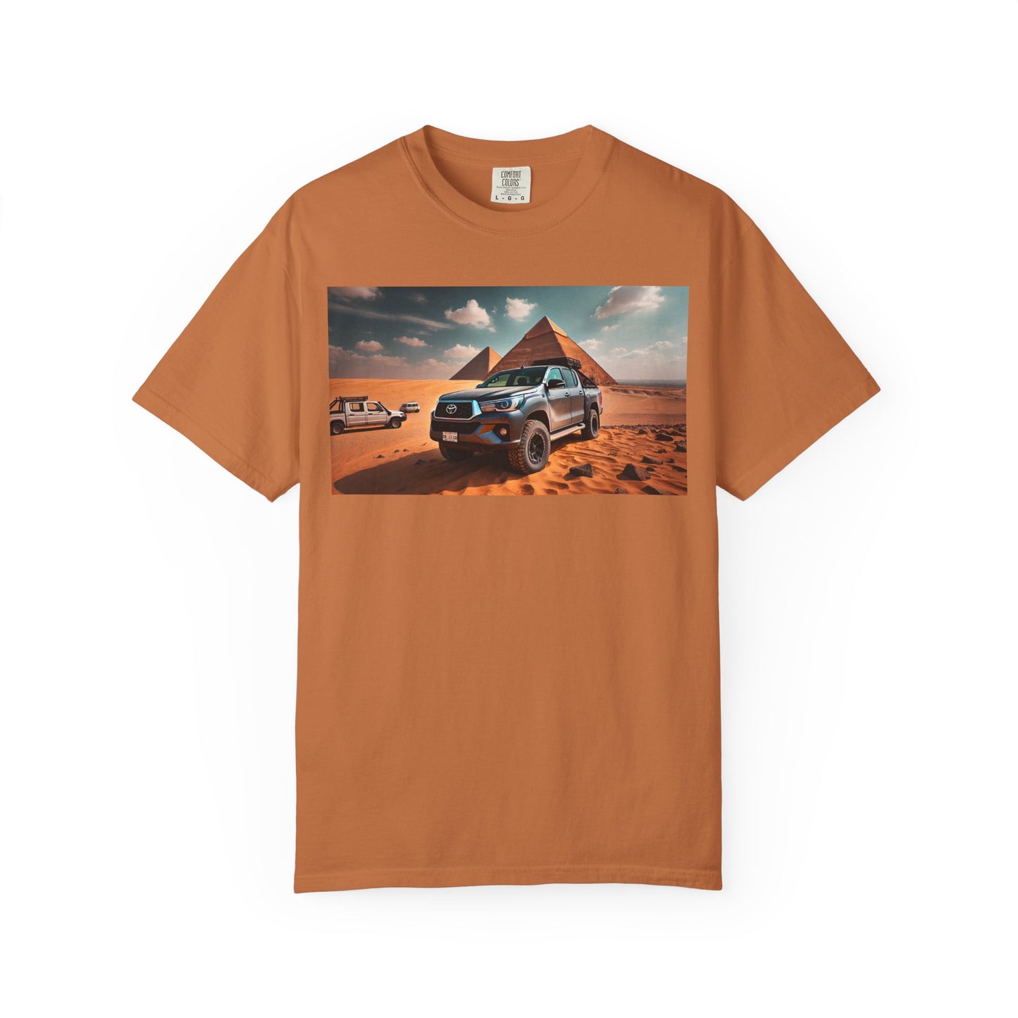 Toyota Hilux in Giza Pyramids Unisex Shirt, Egypt Pyramid Lover Tee, Egyptian Travel T-shirt, Antique Car Graphic Top, Historical