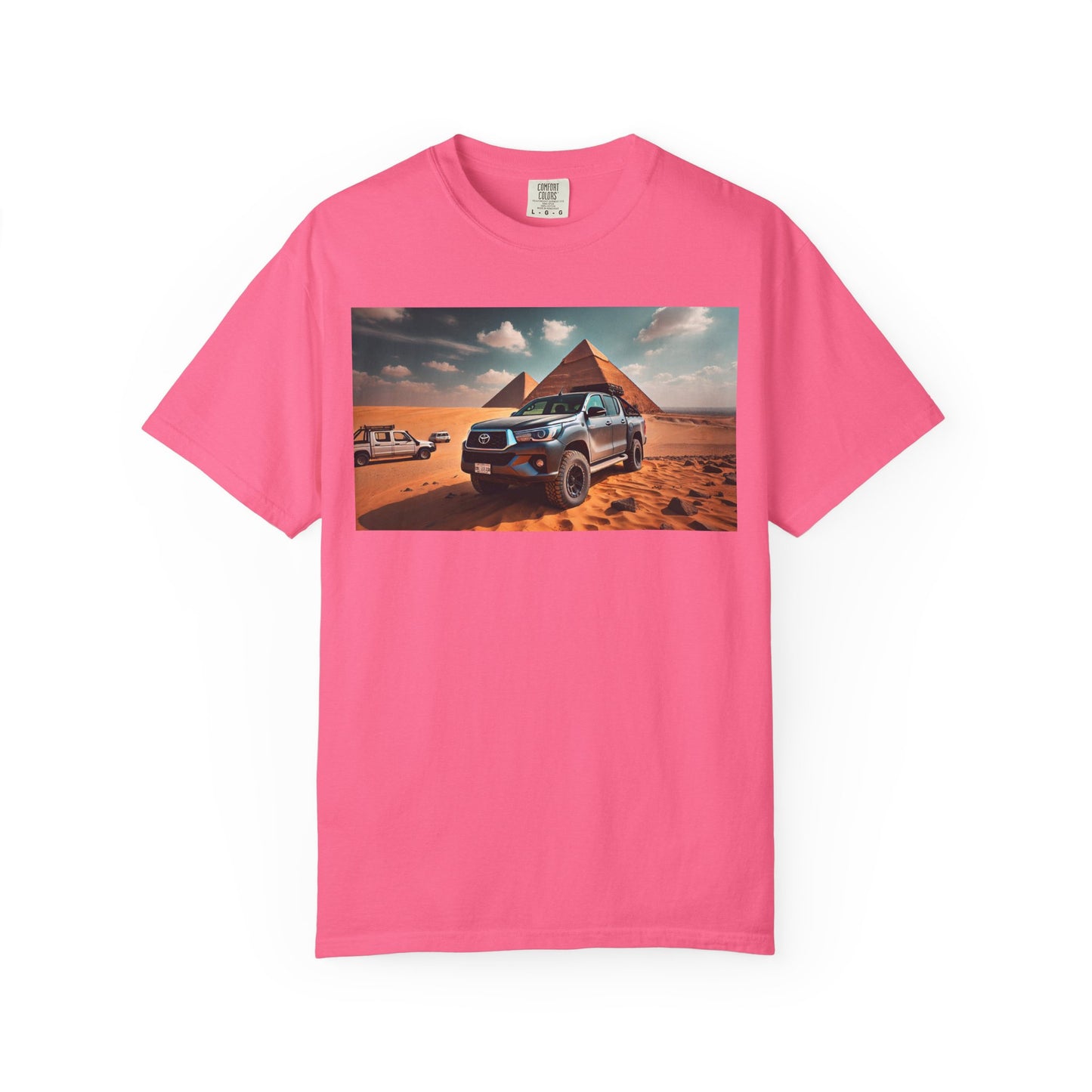 Toyota Hilux in Giza Pyramids Unisex Shirt, Egypt Pyramid Lover Tee, Egyptian Travel T-shirt, Antique Car Graphic Top, Historical