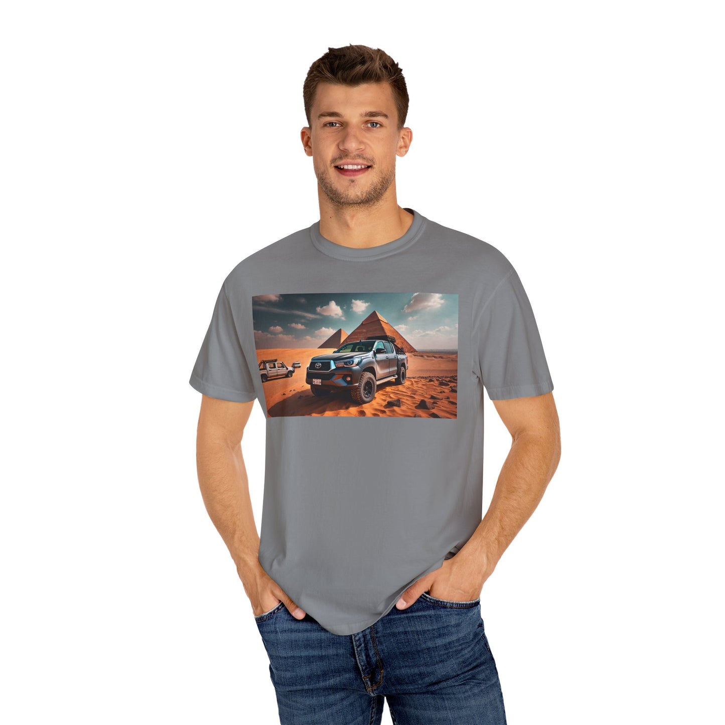 Toyota Hilux in Giza Pyramids Unisex Shirt, Egypt Pyramid Lover Tee, Egyptian Travel T-shirt, Antique Car Graphic Top, Historical
